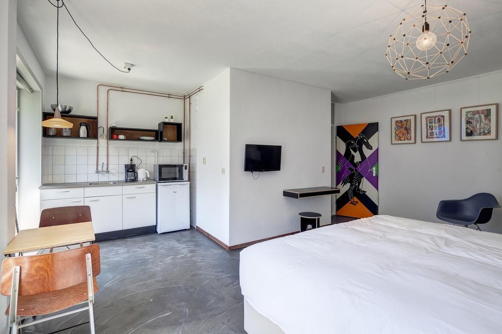 Bed And Breakfast Zuid Oost Heesterveld / Bnb Zoh Amsterdam Ruang foto